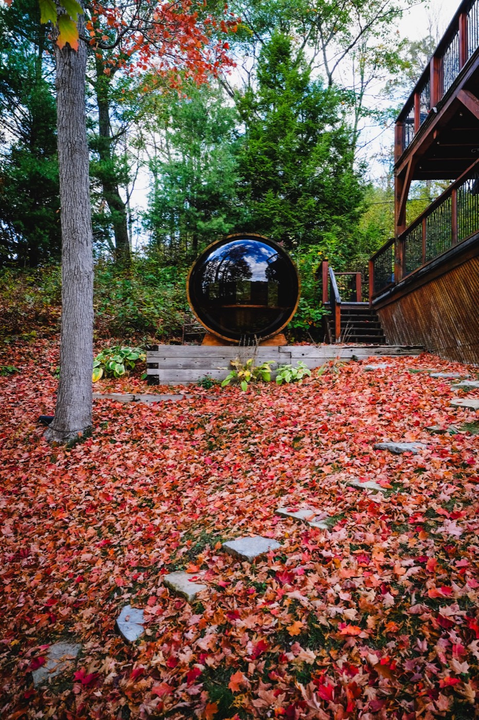 Enhabit cottage kitchen with modern chef amenities
